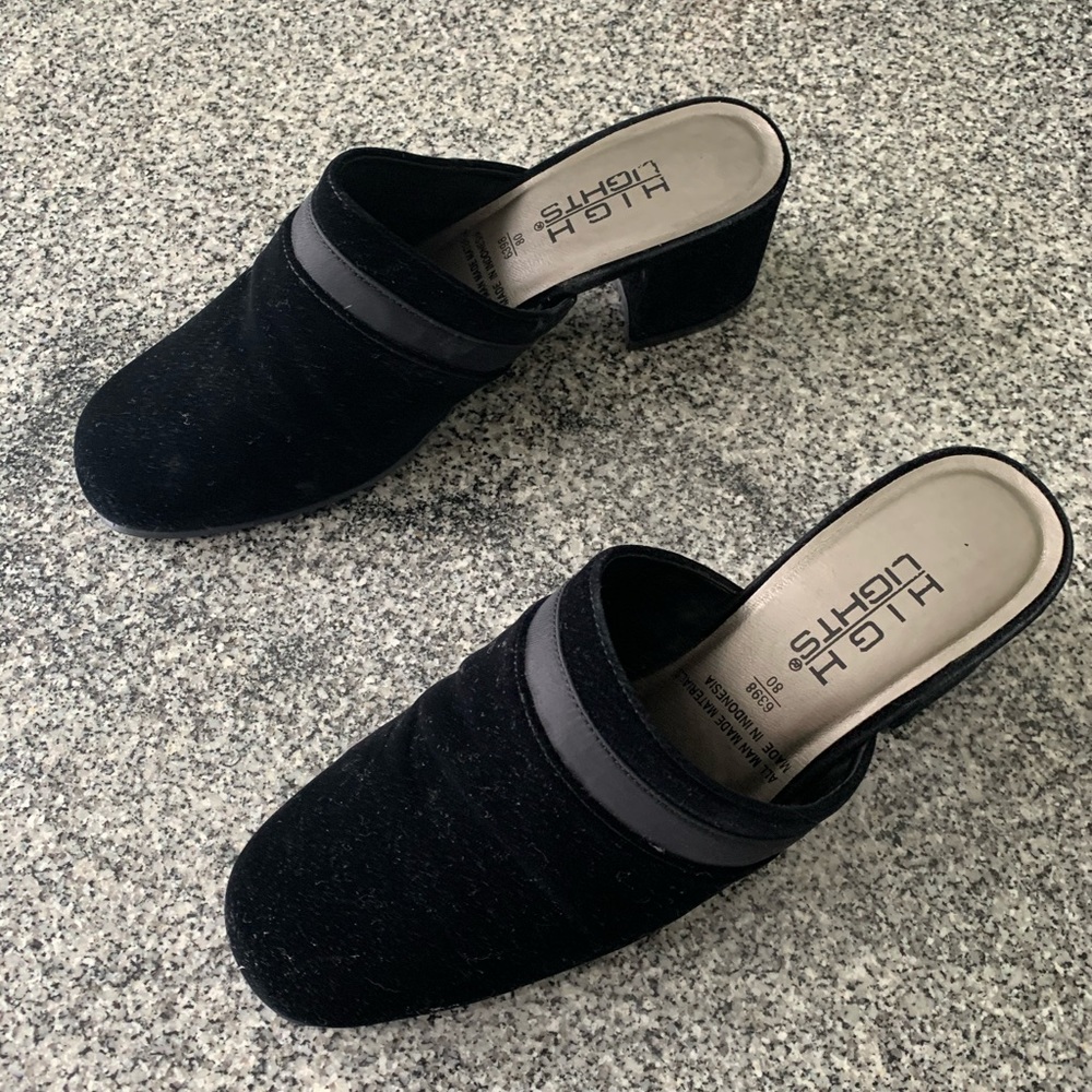 Black velvet mules. These are in great condition!